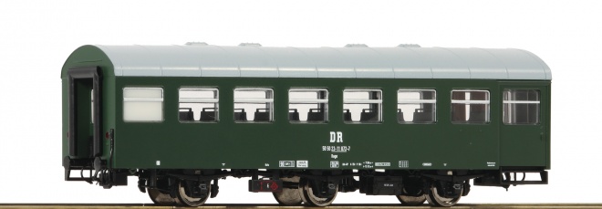 Passenger coach Rekowagen<br /><a href='images/pictures/Roco/Roco-74451.jpg' target='_blank'>Full size image</a>